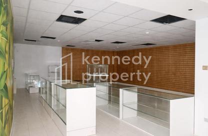 Shop - Studio for rent in Al Hanaa Centre - Al Jafiliya - Dubai