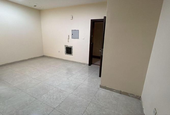 75411698 - Property Image 3