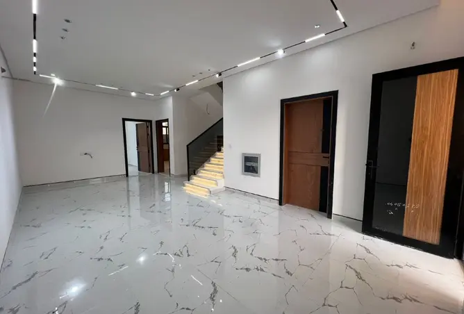162321158 - Property Image 3
