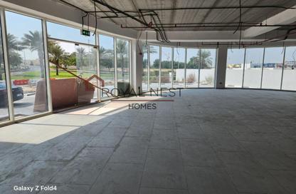 Shop - Studio - 1 for rent in Dubai Investment Park 1 (DIP 1) - Dubai Investment Park (DIP) - Dubai