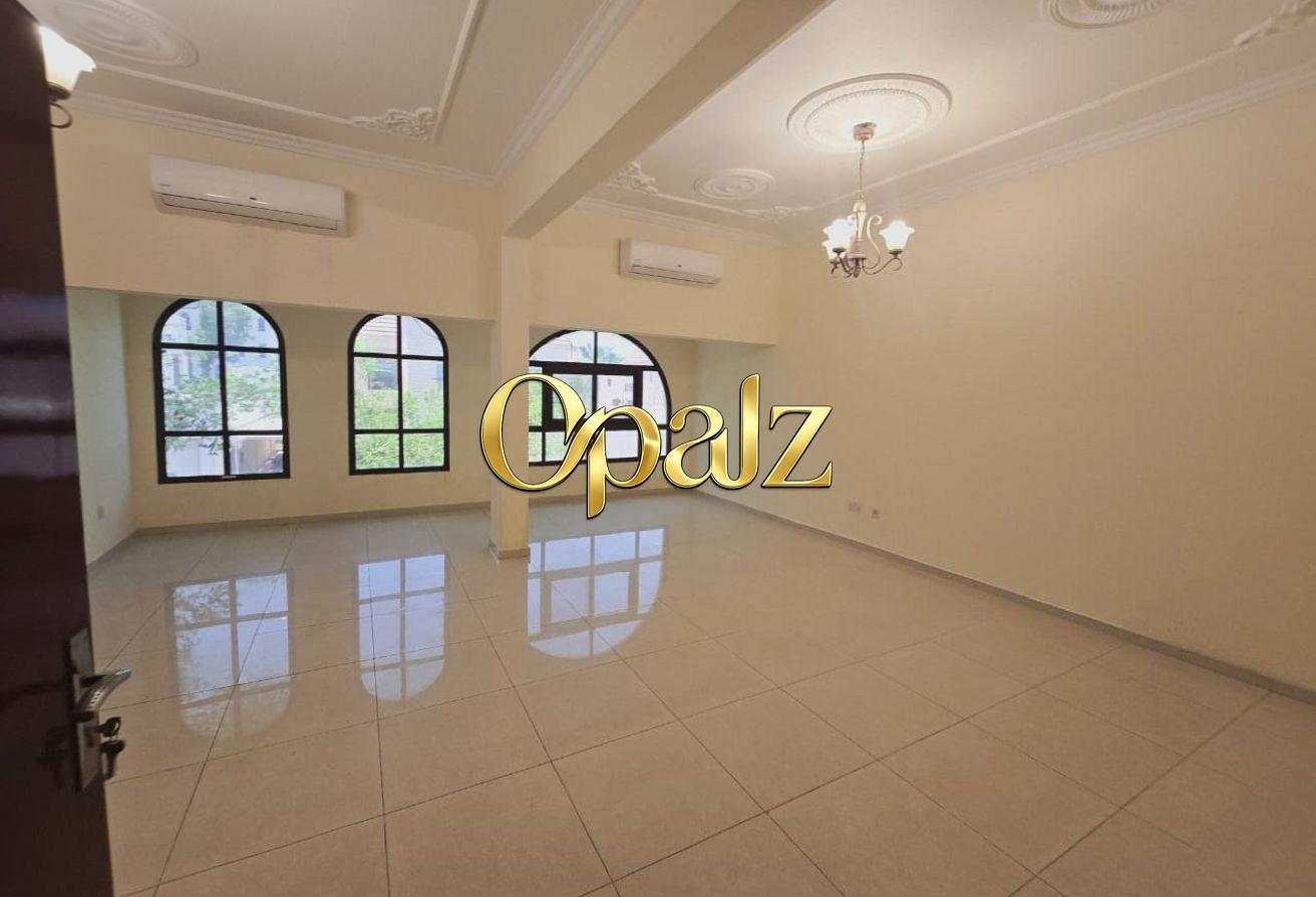 Negotiable | 6BR En-Suite Villa | Closer to Beach photo 4