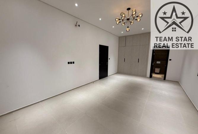 69519906 - Property Image 3