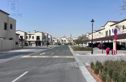 Townhouse - 2 - 3 for sale in Bloom Living - Zayed City (Khalifa City C) - Khalifa City - Abu Dhabi