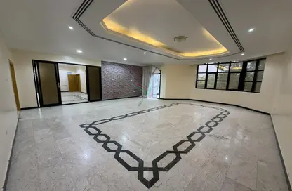 فيلا - استوديو - 4 حمامات للايجار في المرايجب - الجيمي - العين فيلا - استوديو - 4 حمامات للايجار في المرايجب - الجيمي - العين