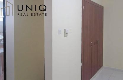 شقة - 1 حمام للبيع في L03 - طراز يوناني - المدينة العالمية - دبي شقة - 1 حمام للبيع في L03 - طراز يوناني - المدينة العالمية - دبي