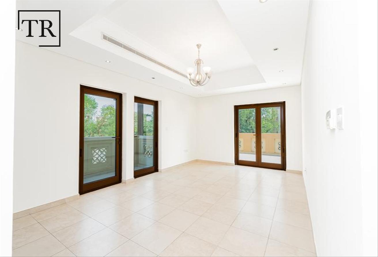 Single Row | Landscaped | Spacious | Maid + Driver photo 13