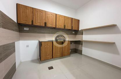 Apartment - 2 - 2 for rent in Airport Road - Abu Dhabi