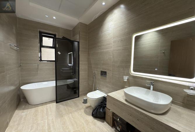 79854837 - Property Image 3