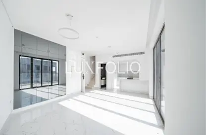 شقة - 2 غرف نوم - 3 حمامات للايجار في لومينا ڤيستا ريزيدينسيس - منطقة 14 - قرية جميرا الدائرية - دبي