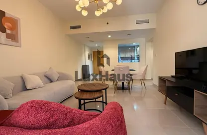 شقة - غرفة نوم - 2 حمامات للايجار في May ريزيدنس 3 - ماي رزدنس - الضاحية 10 - قرية جميرا الدائرية - دبي