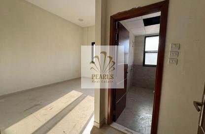 Apartment - 1 Bedroom - 2 Bathrooms for rent in Al Jurf 3 - Al Jurf - Ajman Downtown - Ajman