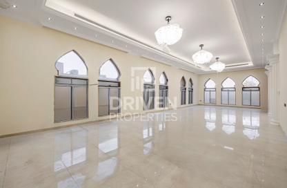 Villa - 7 Bedrooms - 7+ Bathrooms for rent in Al Quoz 4 Villas - Al Quoz 4 - Al Quoz - Dubai