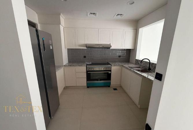 76177283 - Property Image 2