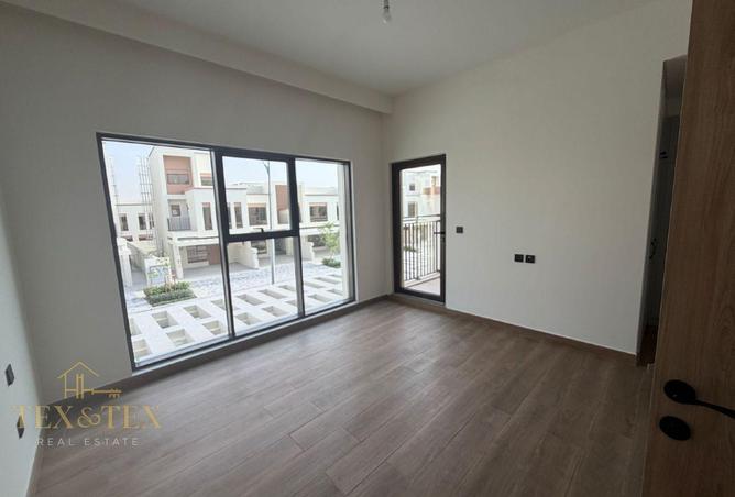 76177283 - Property Image 3