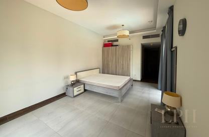 Apartment - Studio - 1 for rent in SOL Bay - Business Bay - Dubai