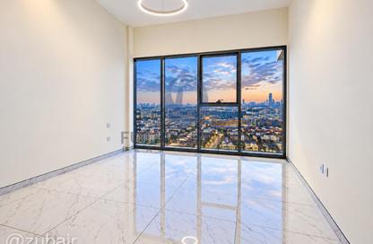 Apartment - 2 - 3 for rent in Titanium Tower - Al Karama - Bur Dubai - Dubai