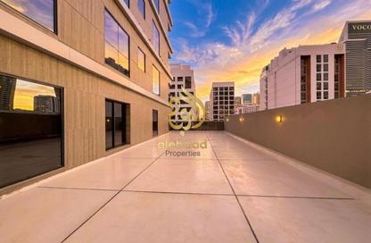 Apartment - 3 Bedrooms - 5 Bathrooms for rent in Haas Building - Jumeirah Garden City - Al Satwa - Dubai