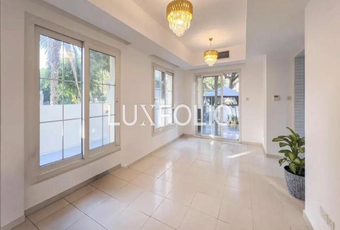 114596420 - Property Image 3