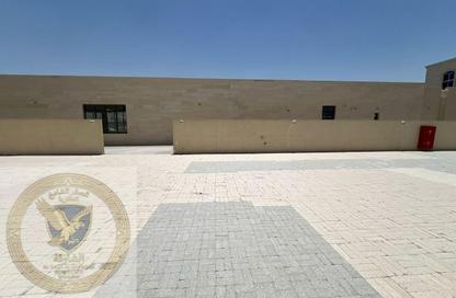 أرض - استوديو للايجار في المنطقة الصناعية رقم 5 - المنطقة الصناعية بالشارقة - الشارقة أرض - استوديو للايجار في المنطقة الصناعية رقم 5 - المنطقة الصناعية بالشارقة - الشارقة