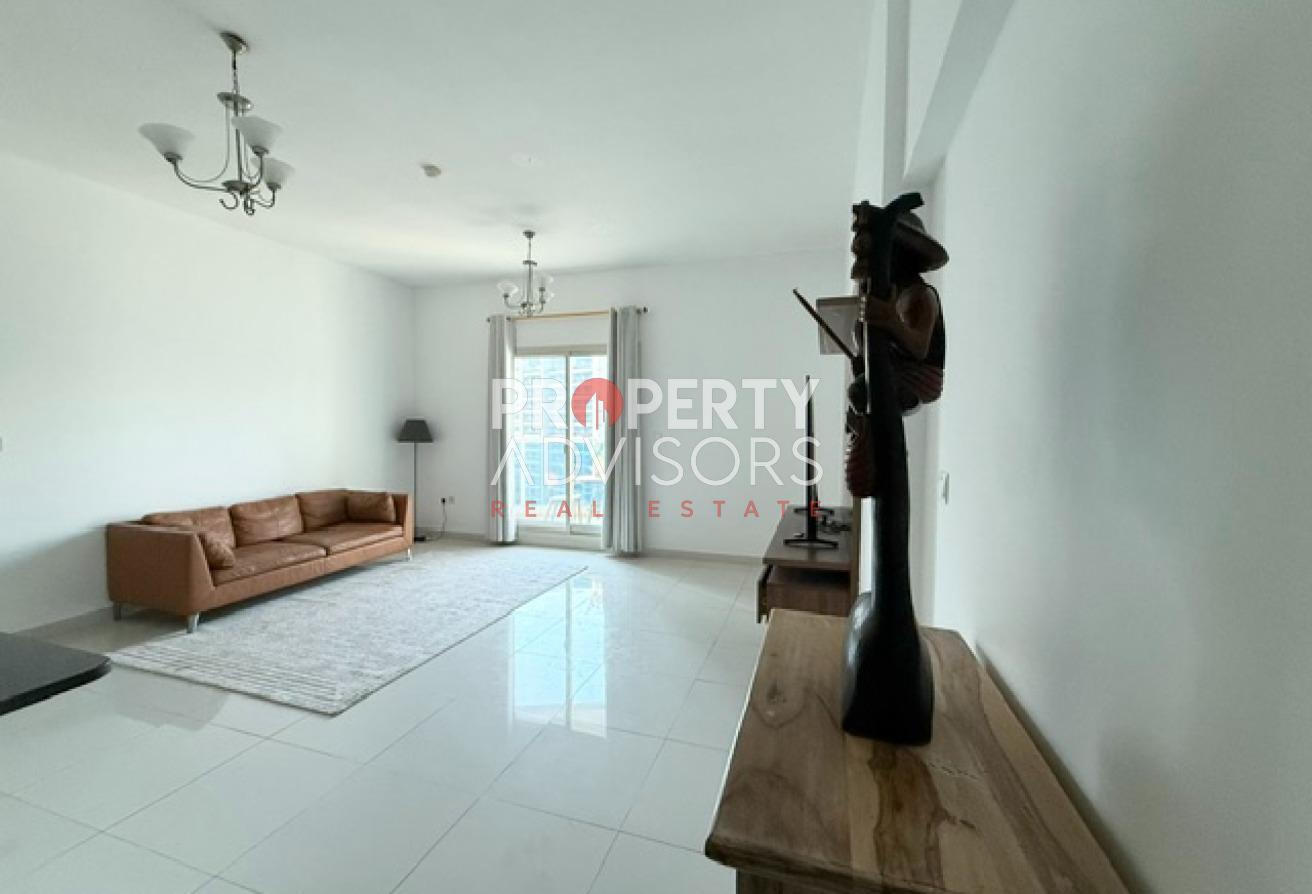 High floor 1BR | Spacious Layout & Open Views photo 4