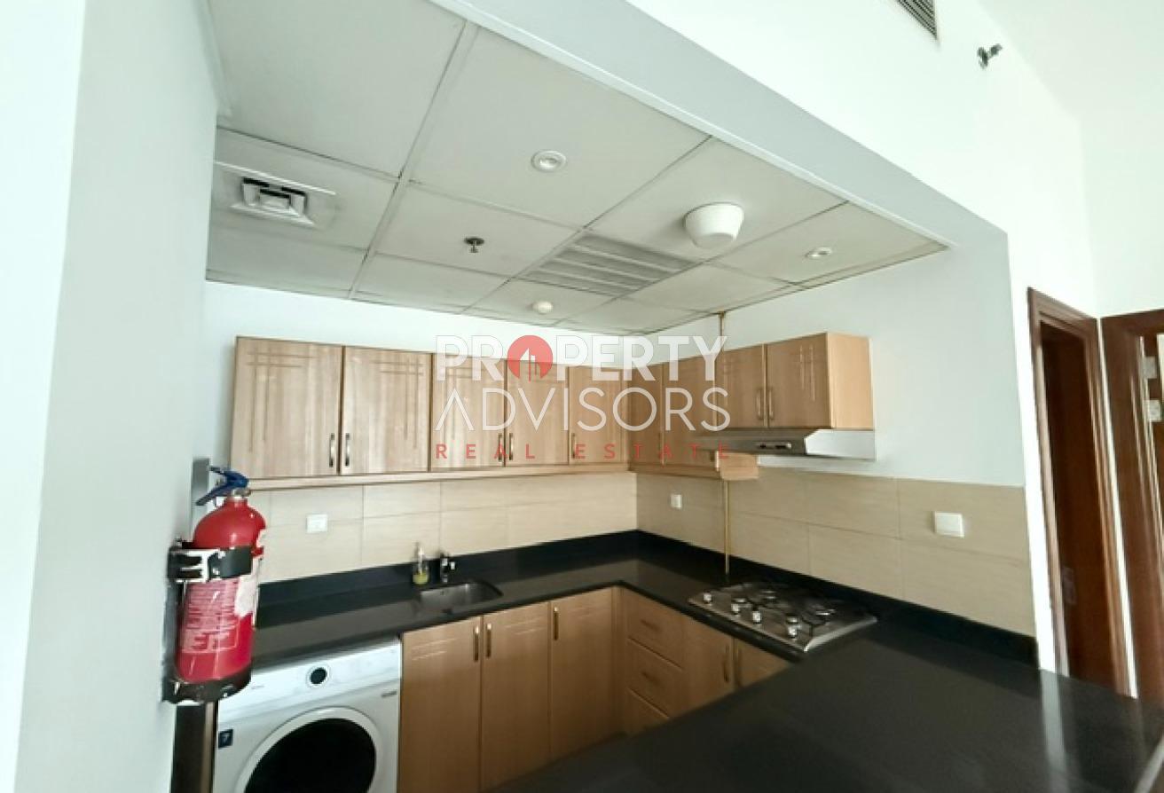 High floor 1BR | Spacious Layout & Open Views photo 5