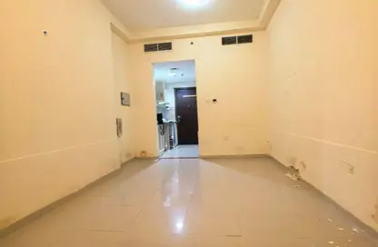 Apartment - Studio - 1 Bathroom for rent in Pearl Tower - Emirates City - Ajman