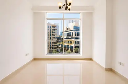 Apartment - 1 Bedroom - 2 Bathrooms for rent in Majestic Tower - Al Abraj street - Business Bay - Dubai