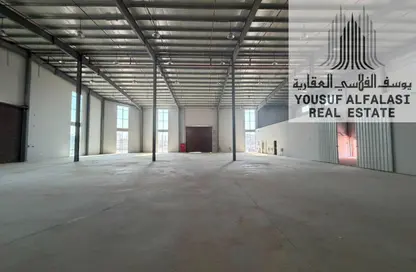 Warehouse - Studio - 2 Bathrooms for rent in Umm Al Thuoob - Umm Al Quwain