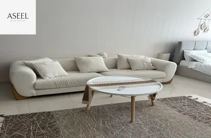 Apartment - Studio - 1 Bathroom for rent in The Court Tower - Business Bay - Dubai