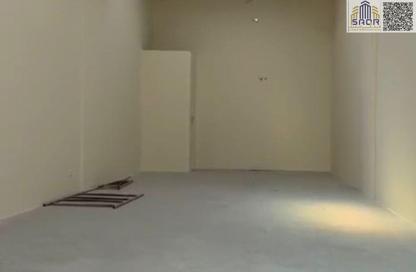 Warehouse - Studio - 1 Bathroom for rent in Al Jurf 2 - Al Jurf - Ajman Downtown - Ajman