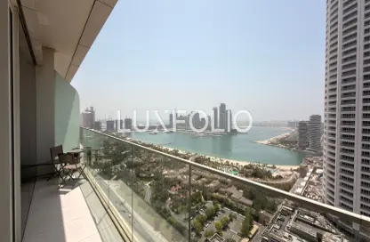 Apartment - 3 Bedrooms - 5 Bathrooms for rent in Avani Palm View Hotel  and  Suites - Dubai Media City - Dubai