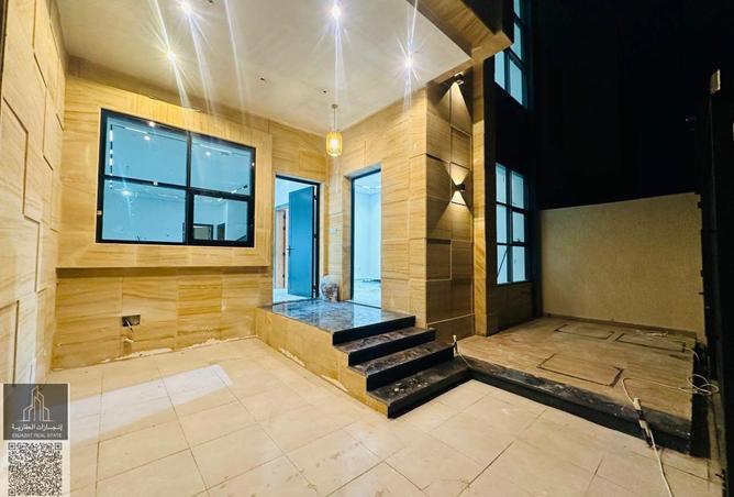 53167645 - Property Image 2