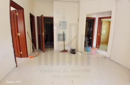 Apartment - 2 - 2 for rent in Muwailih Building - Muwaileh - Sharjah