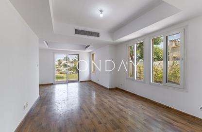 Villa - 3 Bedrooms - 3 Bathrooms for rent in Springs 5 - The Springs - Dubai