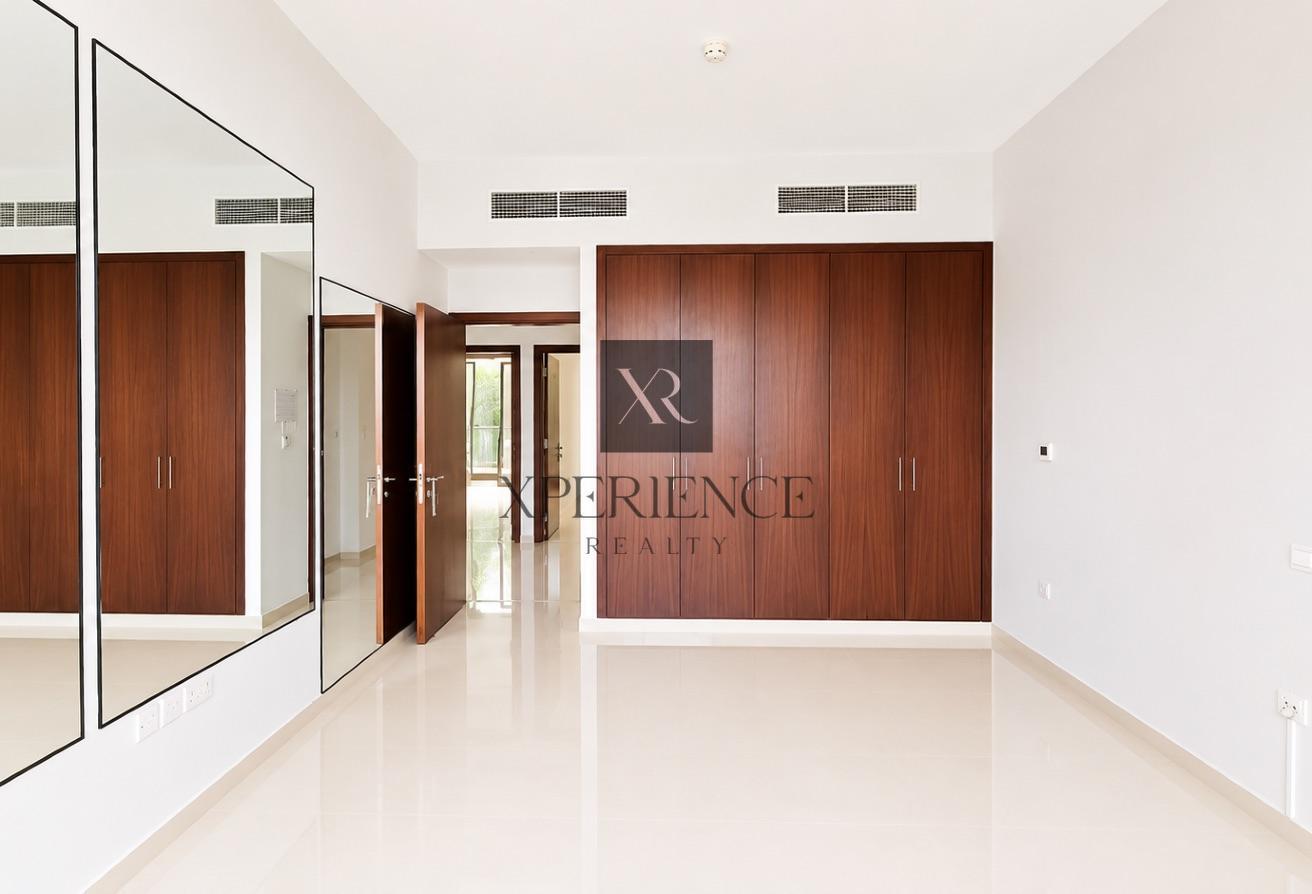 BIGGEST PLOT |CORNER UNIT |VACANT |WELL MAINTAINED photo 4