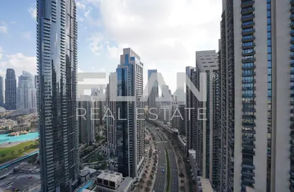 شقة - 2 غرف نوم - 2 حمامات للايجار في برج التاج - وسط مدينة دبي - دبي