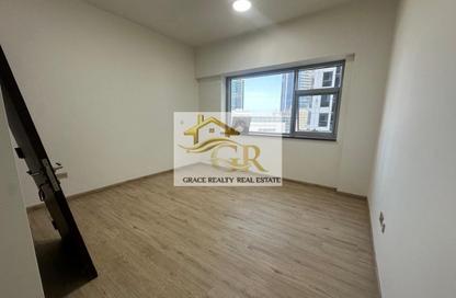 Apartment - 2 - 3 for rent in Executive Tower F - Executive Towers - Business Bay - Dubai