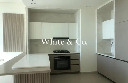 شقة - غرفة نوم - 2 حمامات للايجار في بن غاطي رويال - منطقة 18 - قرية جميرا الدائرية - دبي