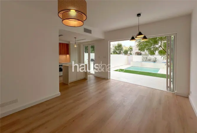 83233177 - Property Image 3