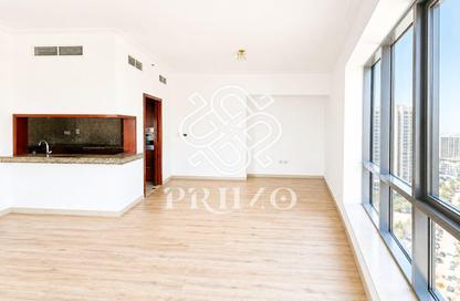 Apartment - 2 Bedrooms - 3 Bathrooms for rent in South Ridge 3 - South Ridge - Downtown Dubai - Dubai