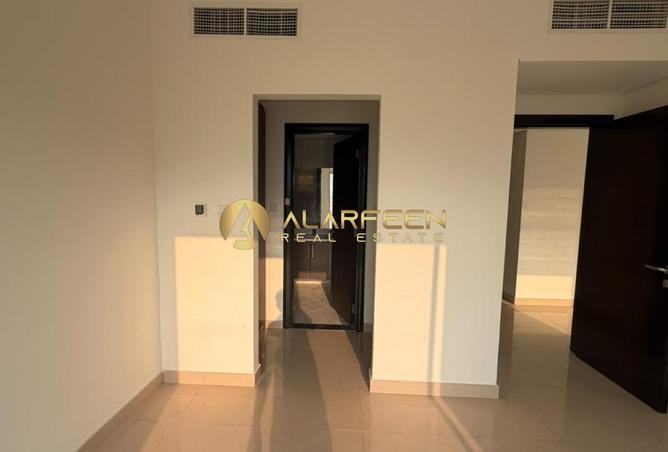 141920605 - Property Image 3