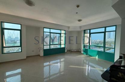 Apartment - 2 Bedrooms - 3 Bathrooms for rent in Marina Crown - Dubai Marina - Dubai