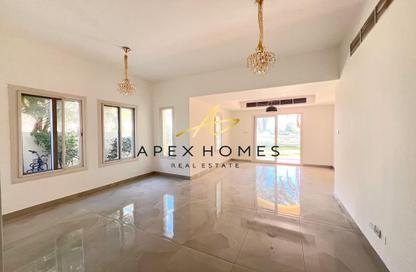 Villa - 3 Bedrooms - 3 Bathrooms for rent in Springs 8 - The Springs - Dubai