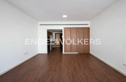 Apartment - 1 Bathroom for rent in Al Thayyal 3 - Al Thayyal - Greens - Dubai