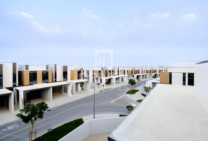 2PHHHLng5bM - صورة العقار 2