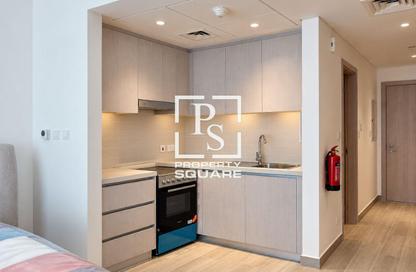Apartment - Studio - 1 for rent in Waters Edge - Yas Island - Abu Dhabi Apartment - Studio - 1 for rent in Waters Edge - Yas Island - Abu Dhabi