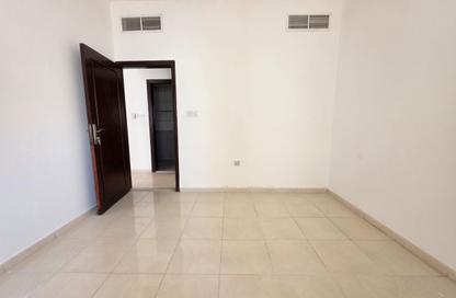 Apartment - 1 - 1 for rent in Fire Station Road - Muwaileh - Sharjah