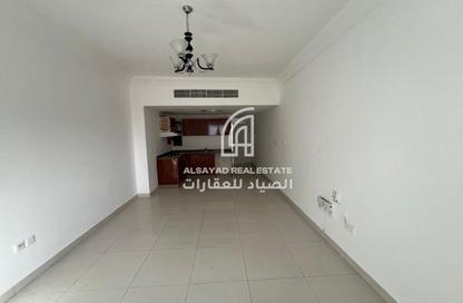 Apartment - Studio - 1 Bathroom for rent in Al Khan Lagoon Tower - Al Khan Lagoon - Al Khan - Sharjah