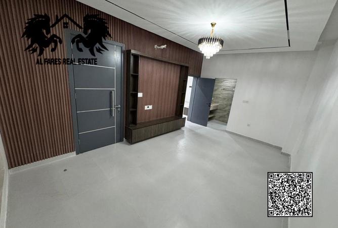 57364007 - Property Image 3