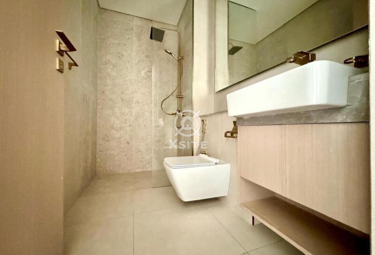 Modern 2 BR| Equipped Kitchen|Prime Location photo 10